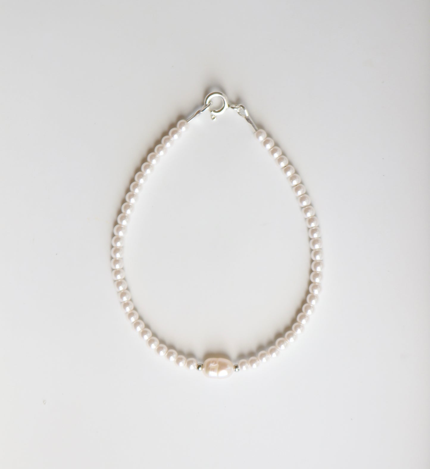 White Pearl Bracelet