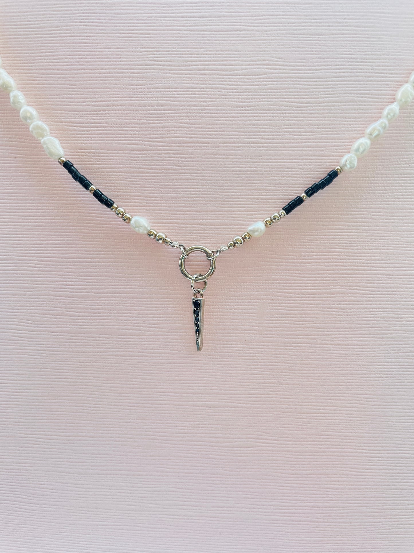 Pearls Beaded Necklace
