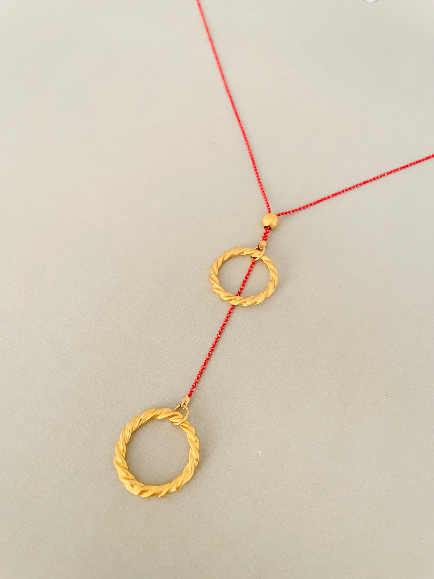 Double Twisted Circle Necklace