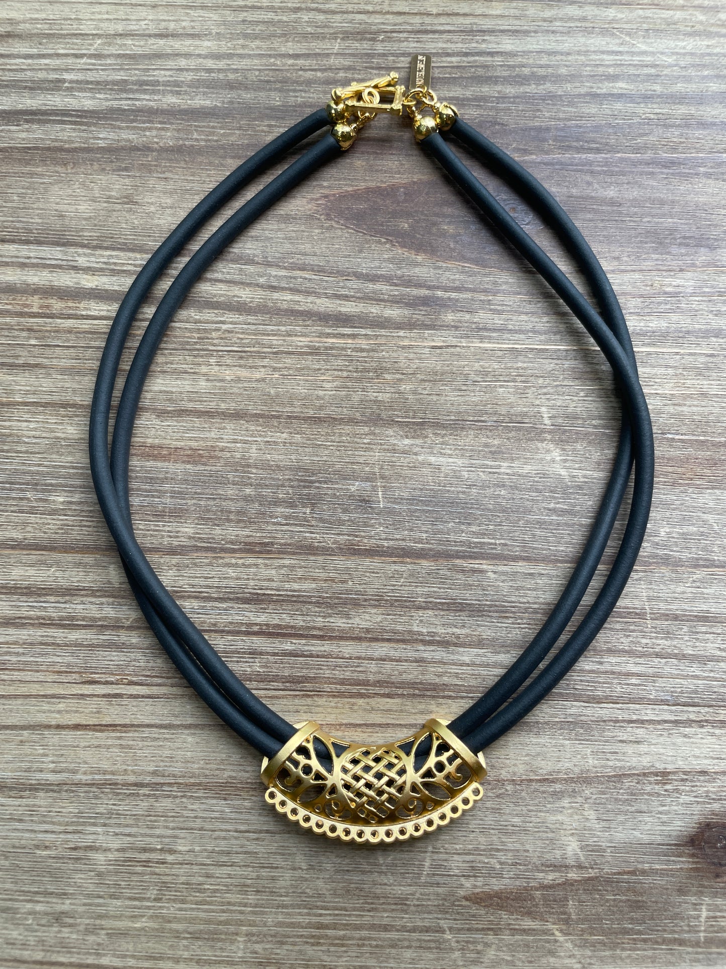 Collar Rubber Necklace