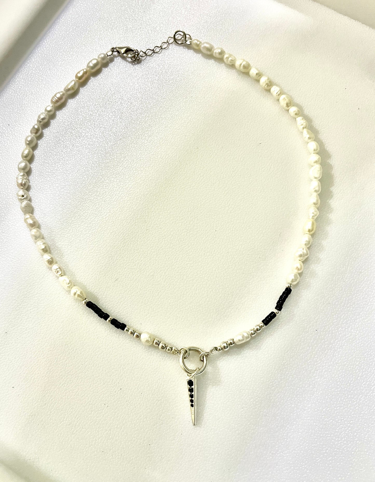 Pearls Beaded Necklace
